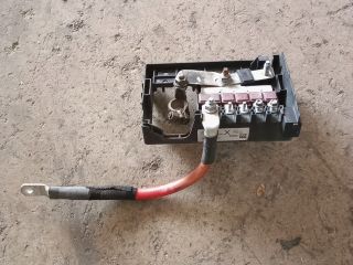 bontott OPEL ZAFIRA C Biztosítéktábla Motortér