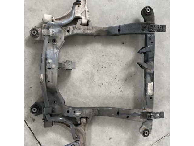 bontott OPEL ZAFIRA C Első Bölcső