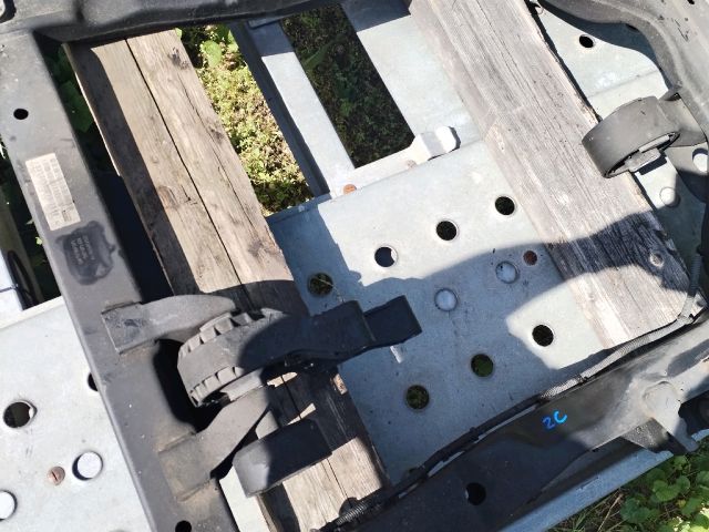 bontott OPEL ZAFIRA C Első Bölcső