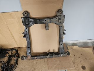 bontott OPEL ZAFIRA C Első Bölcső