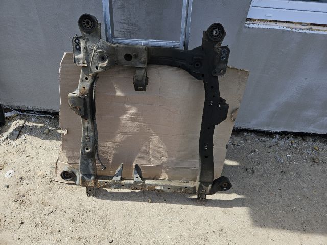 bontott OPEL ZAFIRA C Első Bölcső