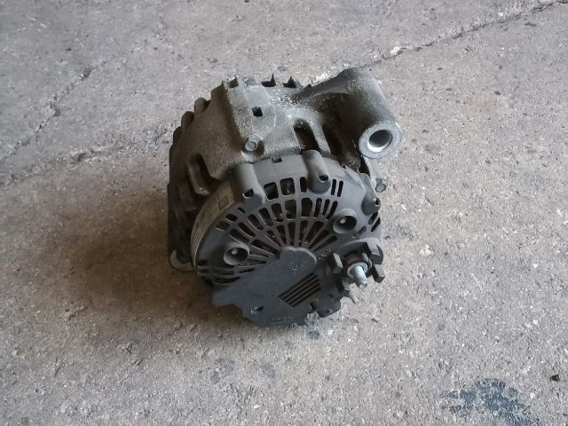 bontott OPEL ZAFIRA C Generátor