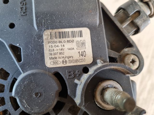 bontott OPEL ZAFIRA C Generátor