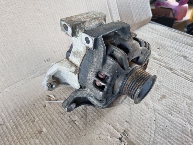 bontott OPEL ZAFIRA C Generátor