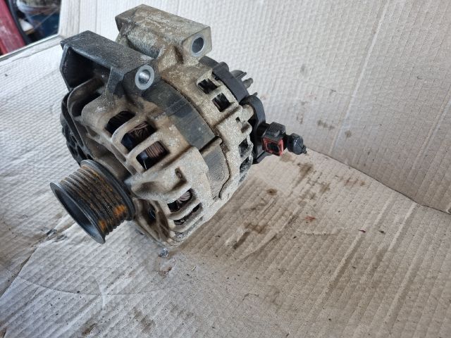 bontott OPEL ZAFIRA C Generátor