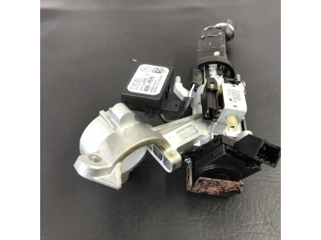 bontott OPEL ZAFIRA C Gyújtáskapcsoló