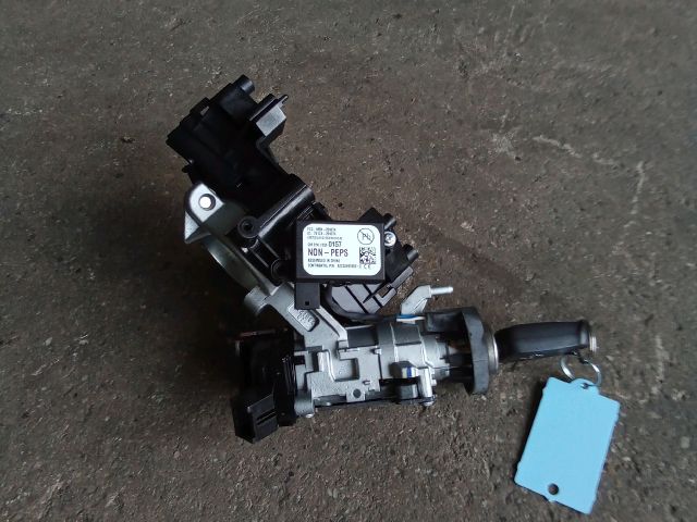 bontott OPEL ZAFIRA C Gyújtáskapcsoló