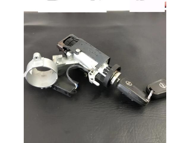 bontott OPEL ZAFIRA C Gyújtáskapcsoló