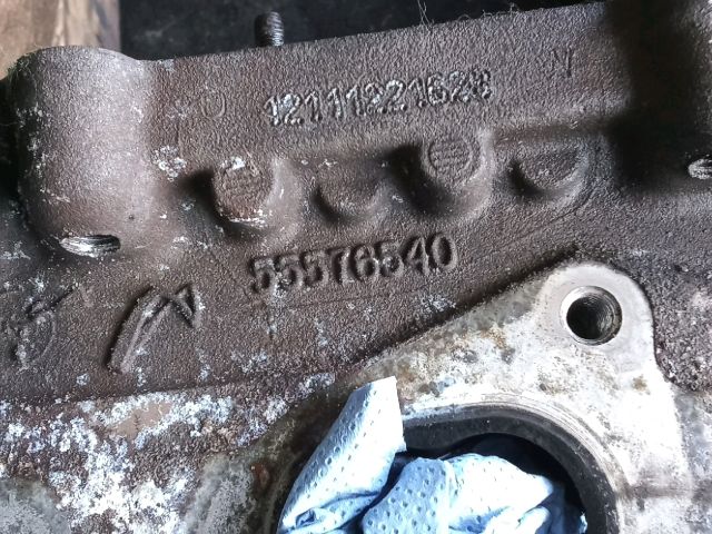 bontott OPEL ZAFIRA C Hengerfej