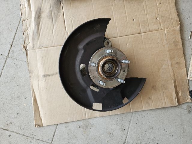 bontott OPEL ZAFIRA C Jobb első Csonkállvány Kerékaggyal