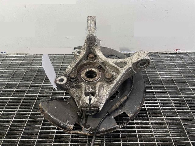 bontott OPEL ZAFIRA C Jobb első Csonkállvány