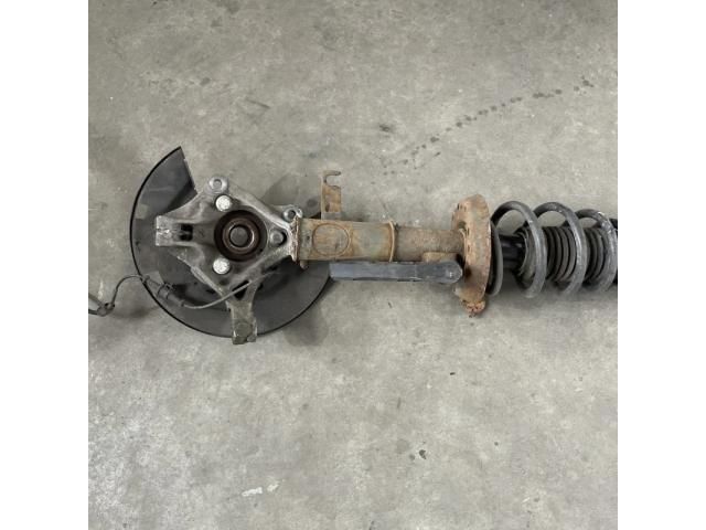 bontott OPEL ZAFIRA C Jobb első Csonkállvány