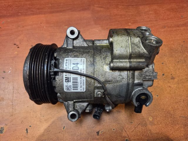 bontott OPEL ZAFIRA C Klímakompresszor