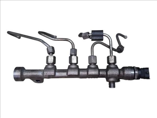 bontott OPEL ZAFIRA C Közösnyomócső