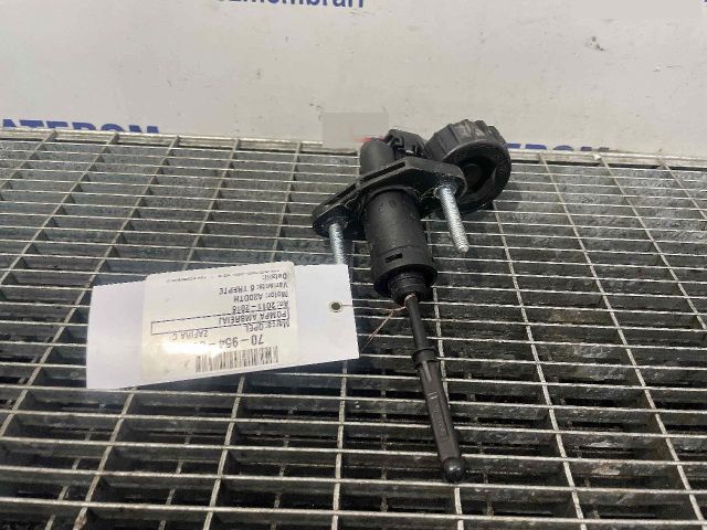 bontott OPEL ZAFIRA C Kuplung Munkahenger