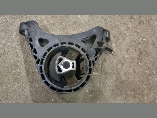 bontott OPEL ZAFIRA C Motor Tartó Bak (Fém)