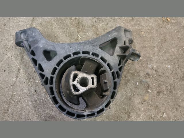 bontott OPEL ZAFIRA C Motor Tartó Bak (Fém)