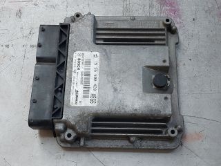 bontott OPEL ZAFIRA C Motorvezérlő