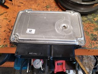 bontott OPEL ZAFIRA C Motorvezérlő