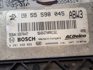 bontott OPEL ZAFIRA C Motorvezérlő