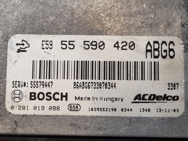 bontott OPEL ZAFIRA C Motorvezérlő