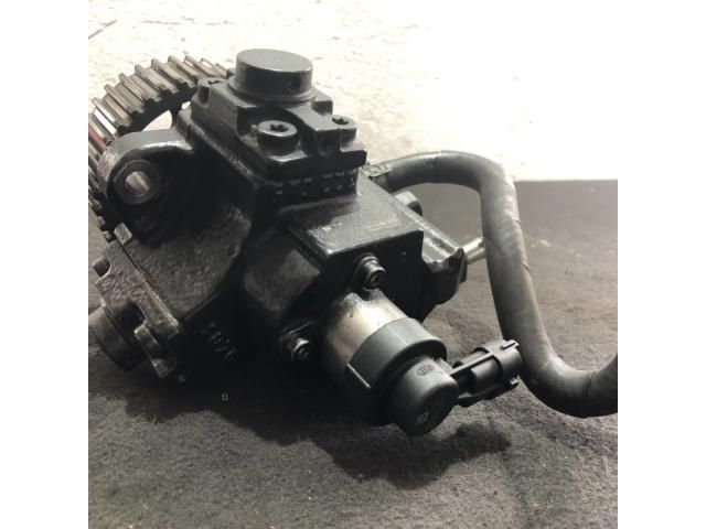 bontott OPEL ZAFIRA C Nagynyomású Szivattyú