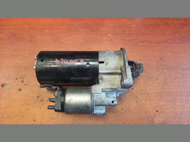 bontott OPEL ZAFIRA C Önindító