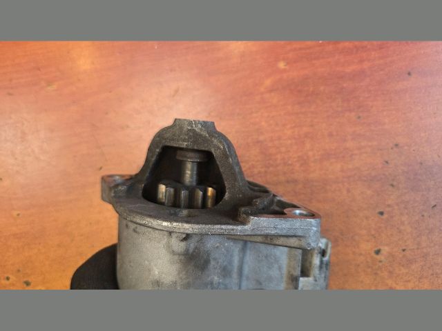 bontott OPEL ZAFIRA C Önindító