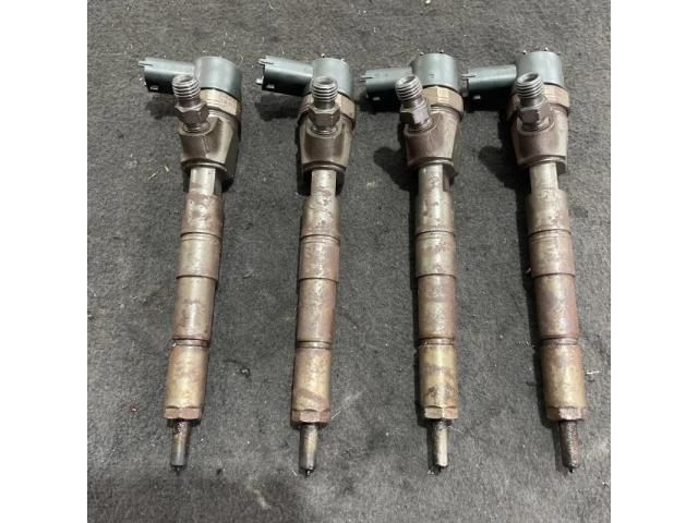 bontott OPEL ZAFIRA C Porlasztó (1 db)