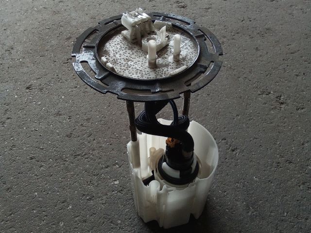 bontott OPEL ZAFIRA C Üzemanyag Szivattyú