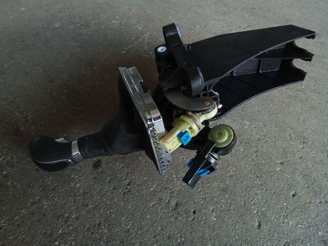 bontott OPEL ZAFIRA C Váltó Kulissza