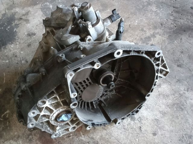bontott OPEL ZAFIRA C Váltó (Mechanikus)
