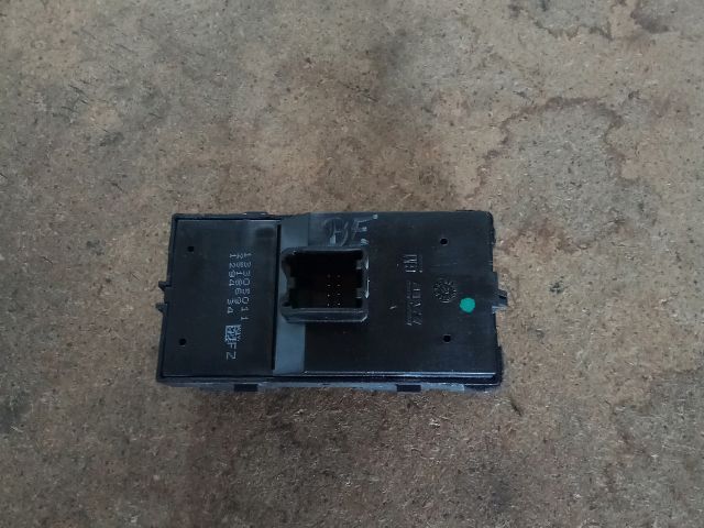 bontott OPEL ZAFIRA C Ablakemelő Kapcsoló Négyes / Kettes