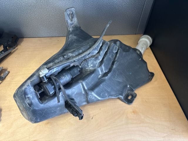 bontott OPEL ZAFIRA C Ablakmosó Tartály