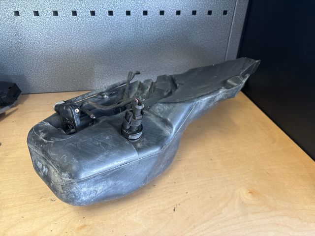 bontott OPEL ZAFIRA C Ablakmosó Tartály