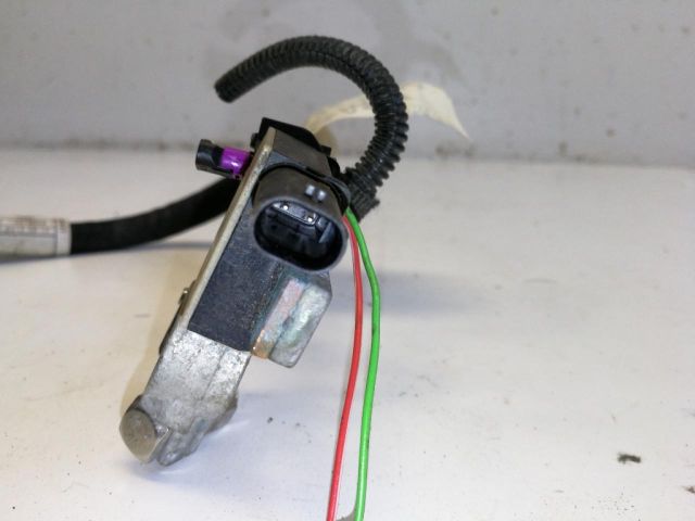 bontott OPEL ZAFIRA C Akkumulátor Vezérlő Panel