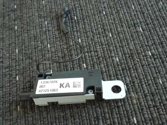 bontott OPEL ZAFIRA C Antenna Erősítő