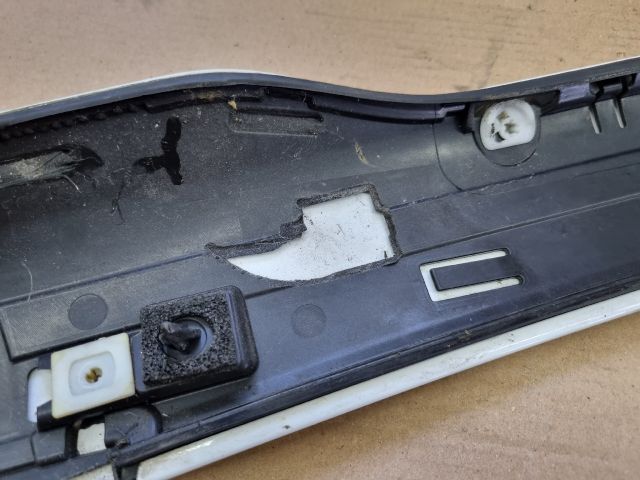 bontott OPEL ZAFIRA C Bal A Oszlop Burkolat