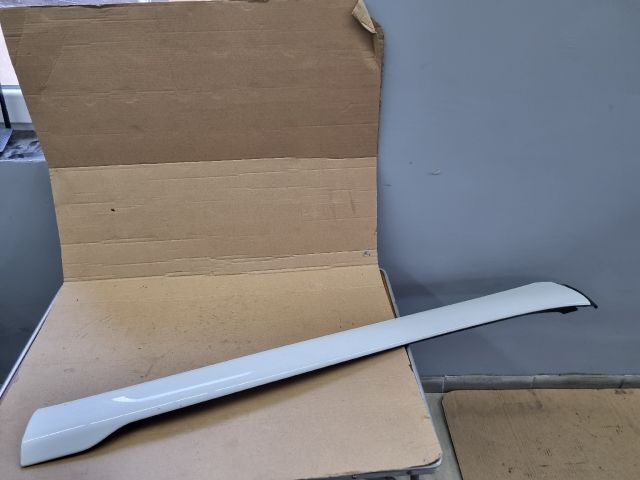 bontott OPEL ZAFIRA C Bal A Oszlop Burkolat