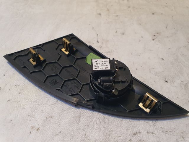 bontott OPEL ZAFIRA C Bal A Oszlop Hangszóró Burkolat