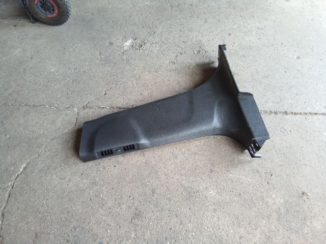 bontott OPEL ZAFIRA C Bal B Oszlop Burkolat