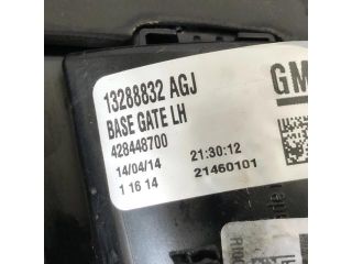 bontott OPEL ZAFIRA C Bal Belső Hátsó Lámpa