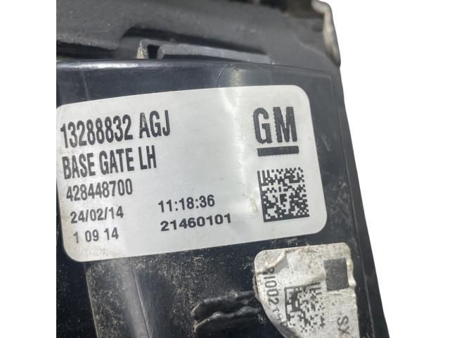 bontott OPEL ZAFIRA C Bal Belső Hátsó Lámpa