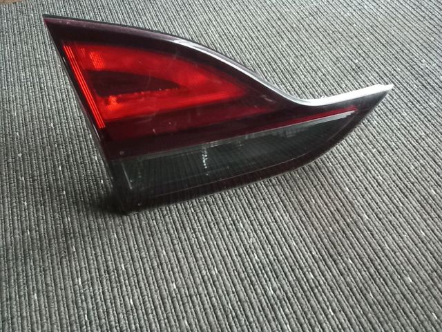 bontott OPEL ZAFIRA C Bal Belső Hátsó Lámpa