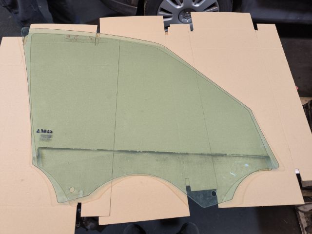 bontott OPEL ZAFIRA C Bal első Ablak