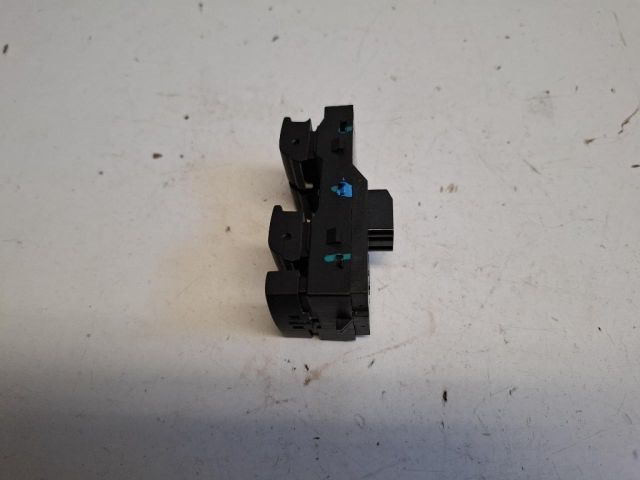 bontott OPEL ZAFIRA C Bal első Ablakemelő Kapcsoló