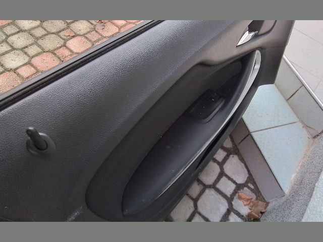 bontott OPEL ZAFIRA C Bal első Ablakemelő Kapcsoló