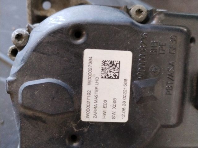 bontott OPEL ZAFIRA C Bal első Ablaktörlő Motor