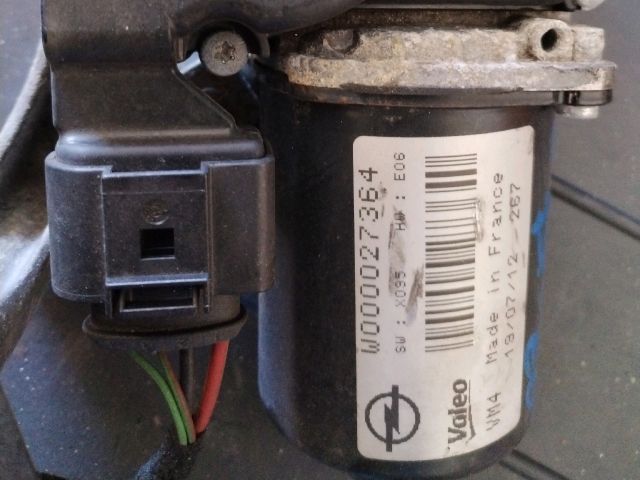 bontott OPEL ZAFIRA C Bal első Ablaktörlő Motor