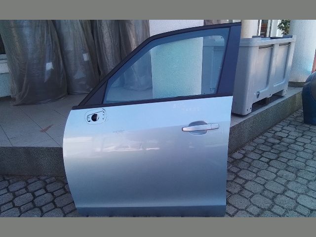 bontott OPEL ZAFIRA C Bal első Ajtó (Részeivel)